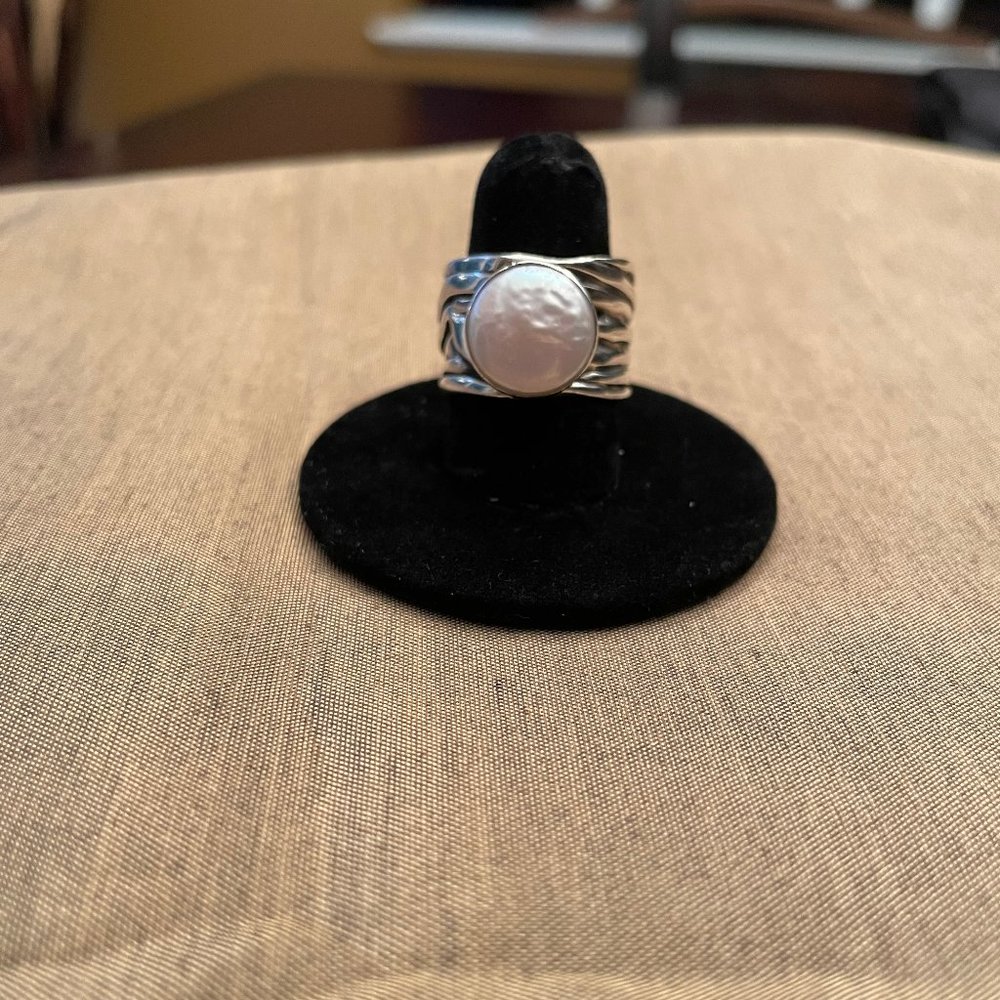 Silpada R1542 Sterling Silver and Coin Pearl Ring
